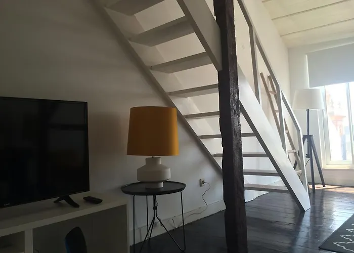 A Terrace On A Topfloor With A View Лиссабон