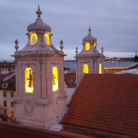 A Terrace On A Topfloor With A View Apartmán Lisboa